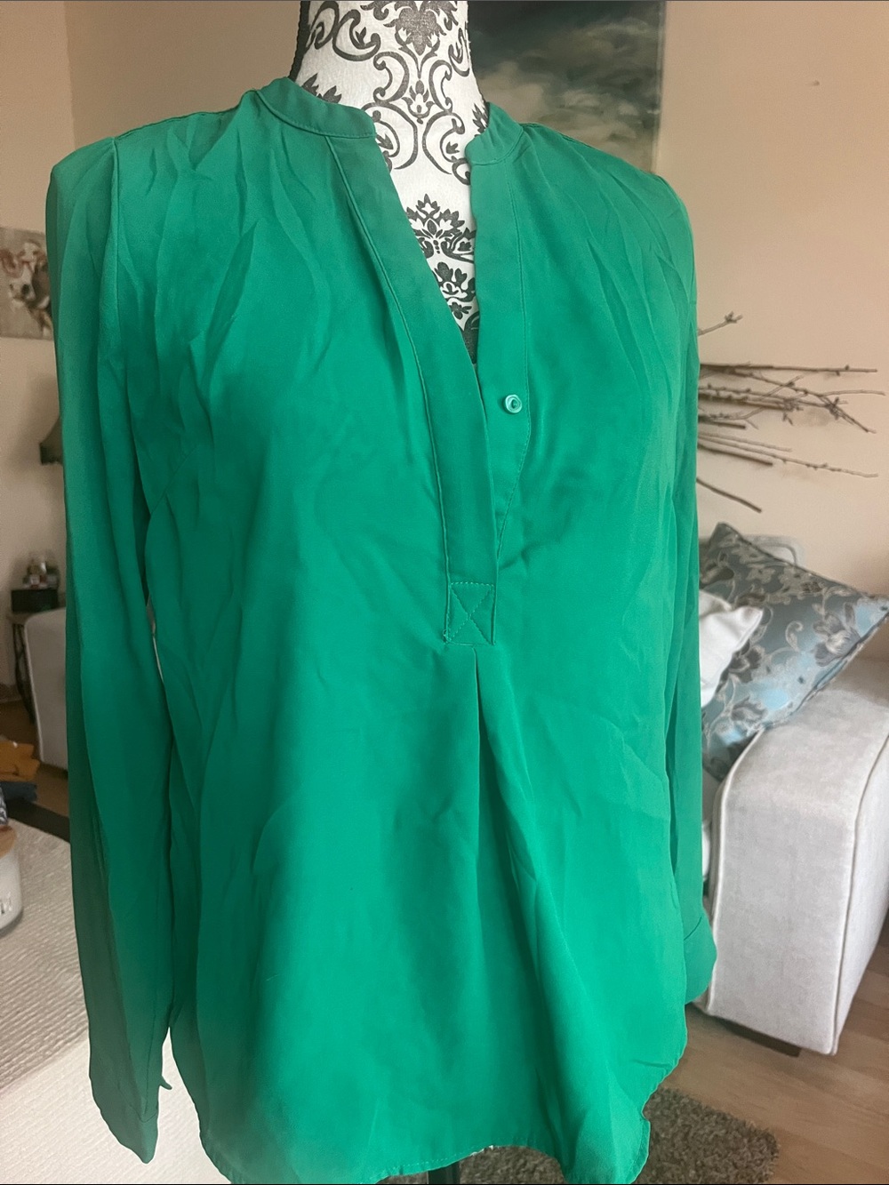 Green Long-Sleeve blouse